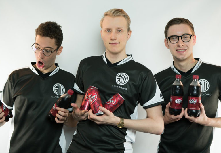 Team SoloMid and Dr Pepper
