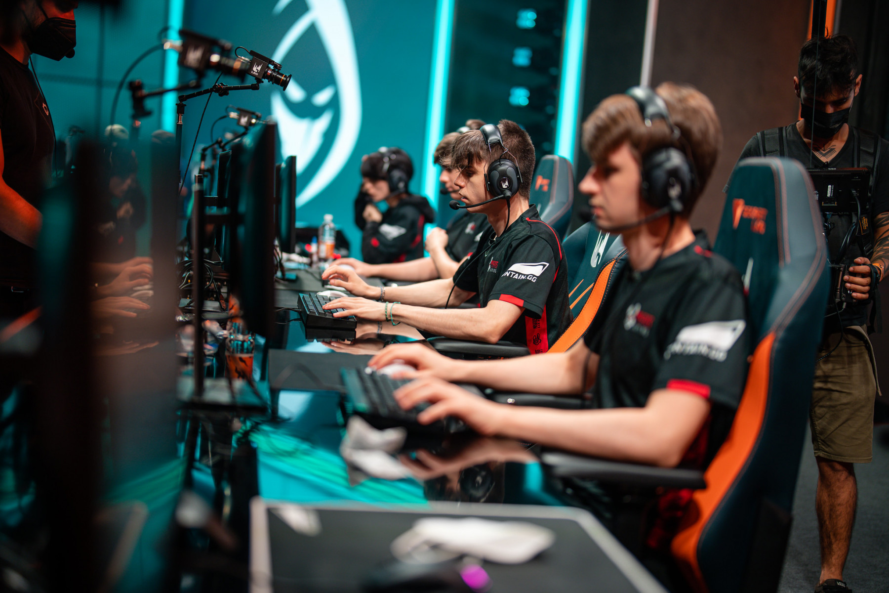 Misfits Gaming Group bolsters commercial opportunities with Thece thumbnail