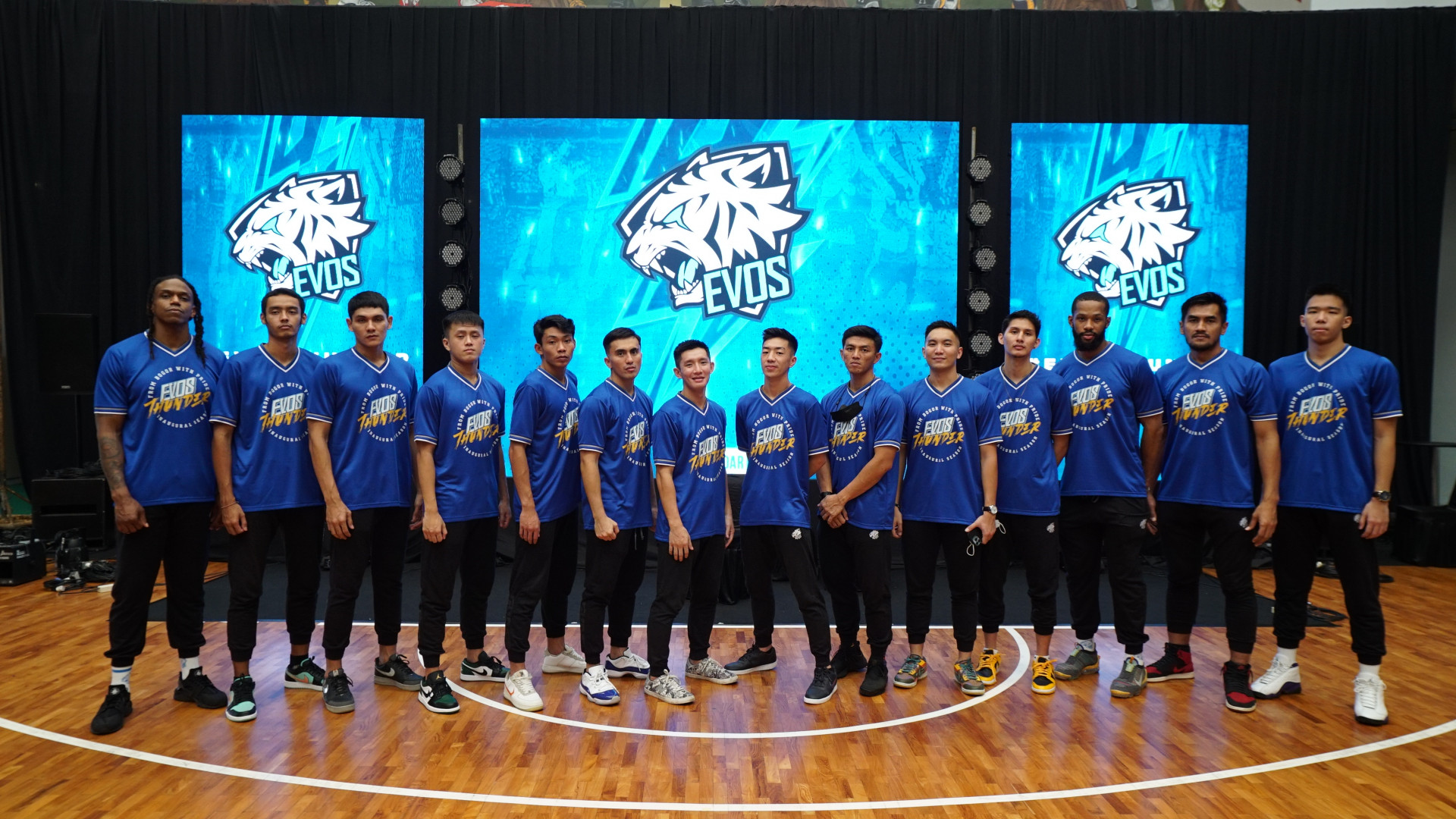 EVOS expands into traditional sport; announces EVOS Thunder Bogor basketball team thumbnail