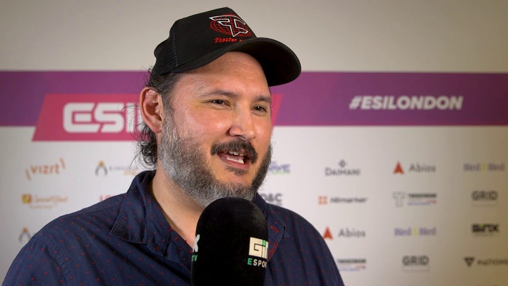 Image of Erik Anderson wearing a FaZe Clan hat during the ESI London event