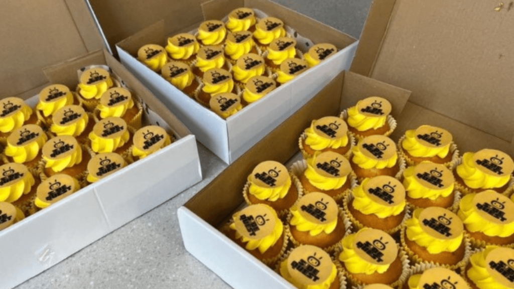 SideQuest 2nd anniversary cupcakes