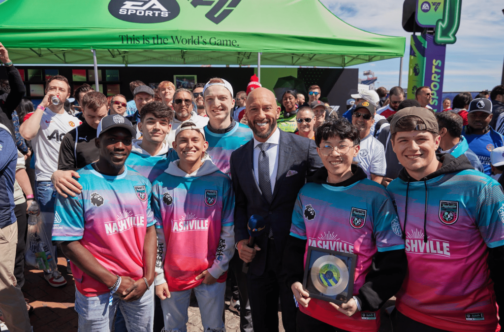 Team photo with NBC Sports’s Tim Howard, as part of PlayVS’s partnership with the Premier League and NBC Sports. Image Credit: NBC Sports
